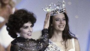 Gloria Zanin incoronazione Miss Italia