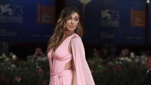 Belen Rodriguez posa per i fotografi